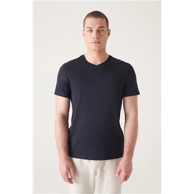 Avva Erkek Lacivert %100 Pamuk V Yaka Standart Fit Normal Kesim T-shirt E001001
