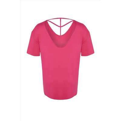 Pembe Yaka Detaylı Örme T-Shirt TBBSS22TS0877