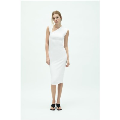 VESTIDO ESCOTE ASIMÉTRICO