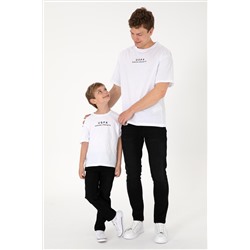 Erkek Comfort Fit Bisiklet Yaka Beyaz Tişört