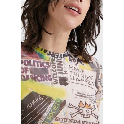 Camiseta slim tul periódicos