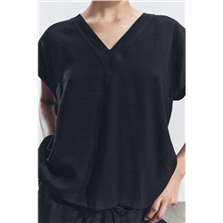 ZW COLLECTION FLOWING V-NECK TOP