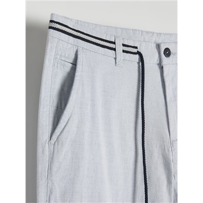 Chinohose mit hohem Baumwollanteil