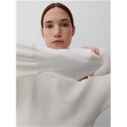 Pullover mit U-Boot-Ausschnitt