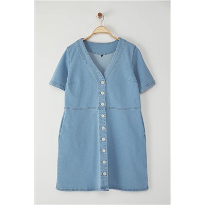Açık Mavi Comfort Denim Büyük Beden Elbise TBBSS23AH00078