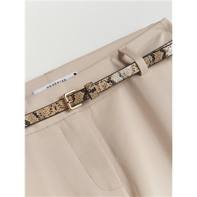 Zigarettenhose mit Gürtel