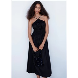 Vestido halter detalles fruncidos