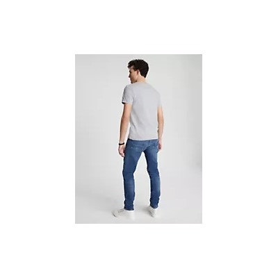 Slim Fit Solid V-Neck T-Shirt