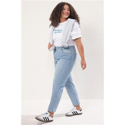 Mavi Yüksek Bel Comfort Mom Fit Büyük Beden Jeans TBBSS25CJ00004