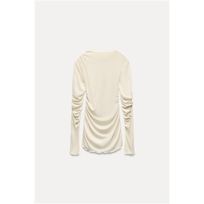 GATHERED HIGH NECK T-SHIRT