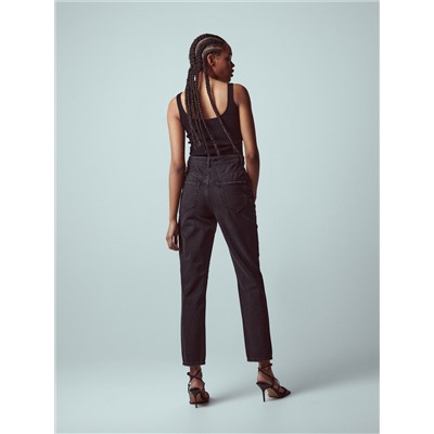 Jeans im Mom-Fit in Used-Optik