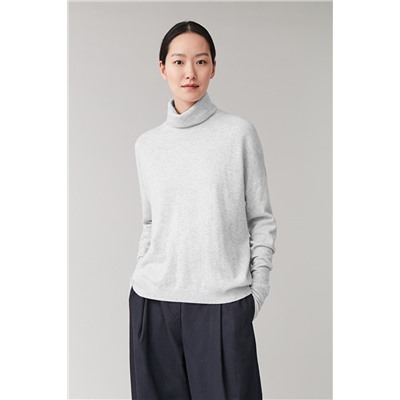 ROLL-NECK CASHMERE JUMPER
