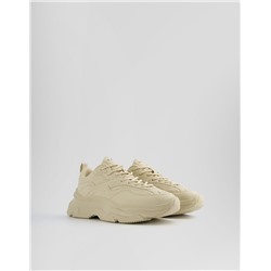 Chunky trainers with topstitching detail