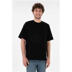 Erkek Oversize Fit Bisiklet Yaka Siyah Tişört