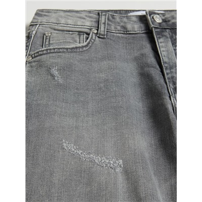 Stretch-Jeans im Boyfriend-Fit