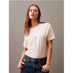 Blurred Flower Graphic Classic T-Shirt