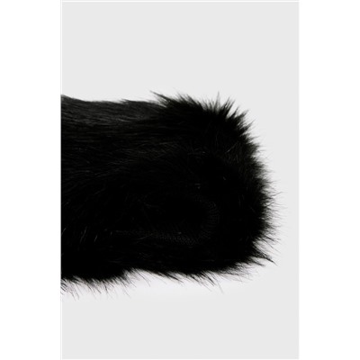 Cuello Negro