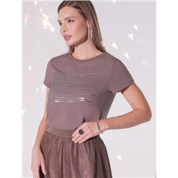 Нарядная футболка с пайетками