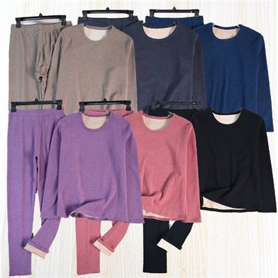 Комплект теплого термобелья для мужчин и женщин (топ + брюки) — мягкий, удобный, на флисовой подкладке.