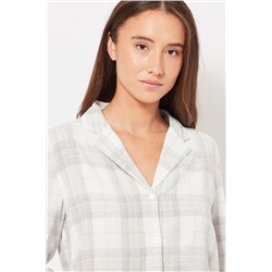 Camisa Gris claro y blanco