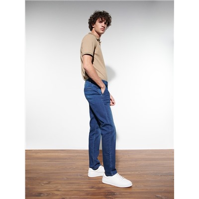 Jeans im Slim-Fit mit Wascheffekt