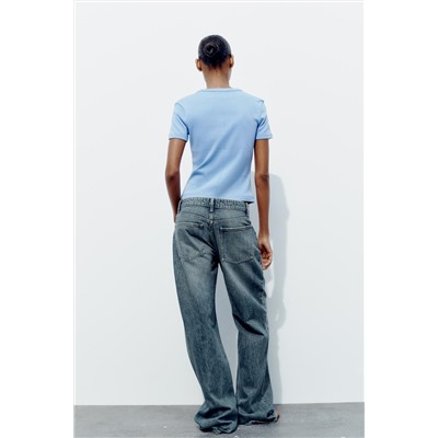 T-SHIRT WITH BACK SEAM