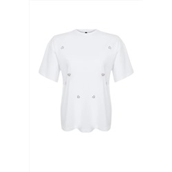 Beyaz Kalp Aksesuar Detaylı Oversize %100 Pamuk Örme T-shirt TBBSS24BF00008