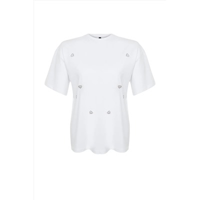 Beyaz Kalp Aksesuar Detaylı Oversize %100 Pamuk Örme T-shirt TBBSS24BF00008
