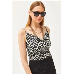 Olalook, Kadın Leopar Beyaz Degaje Yaka İp Askılı Bluz BLZ-19000987