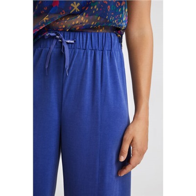 Pantalón cropped pata ancha