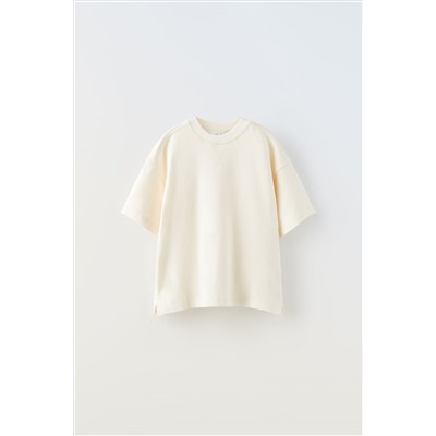 CAMISETA TEXTURA OVERLOCK