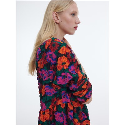Gemustertes kleid
