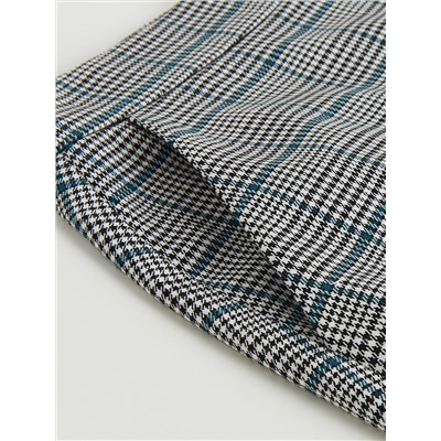 Checked mini skirt