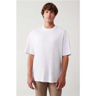 Avva Erkek Beyaz Oversize %100 Pamuk Yumuşak Dokulu Bisiklet Yaka T-shirt B001085