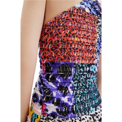 Vestido slim asimétrico
