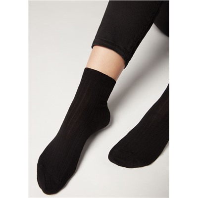 Kurze gerippte Socken mit Baumwolle und Kaschmir