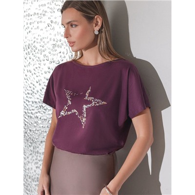 Нарядная футболка с блестящим принтом