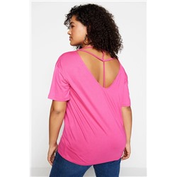 Pembe Yaka Detaylı Örme T-Shirt TBBSS22TS0877