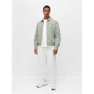 Jacke mit Kragen