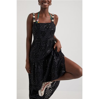 Vestido maxi bordado suizo