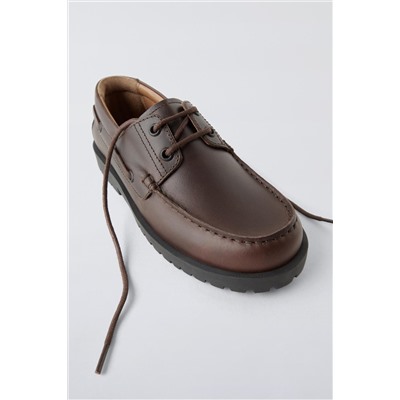 LEATHER DECK SHOES