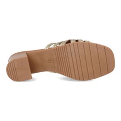 3483 - BDA                SANDALIAS DE TACÓN