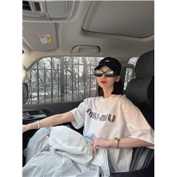 Футболка Miu Mi*u 🩷    Материал: плотный хлопок (330гр)
