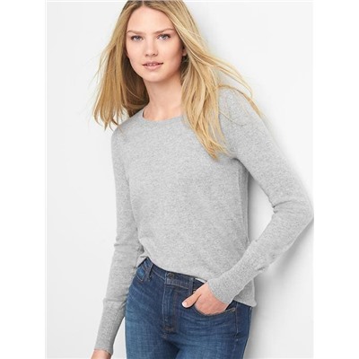 Cashmere crew sweater