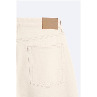JEANS STRAIGHT FIT