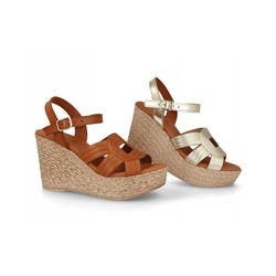 1982 - BDA
                SANDALIAS DE CUÑA