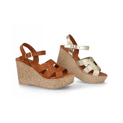 1982 - BDA
                SANDALIAS DE CUÑA