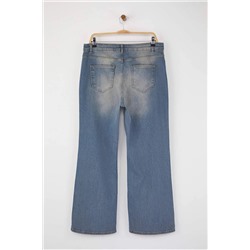 Koyu Mavi Soluk Efekt Vintage Yüksel Bel İspanyol Paça Büyük Beden Jeans TBBAW26CJ00004