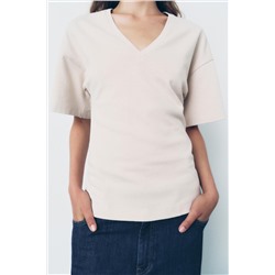 V-NECK TOP