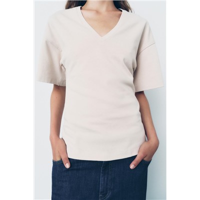 V-NECK TOP